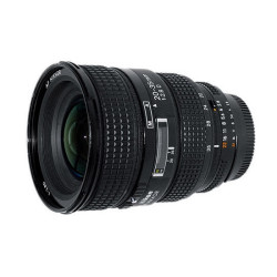 Nikon 20-35mm 1:2.8 AF D NIKKOR