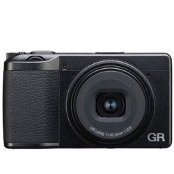 Ricoh GR III HDF
