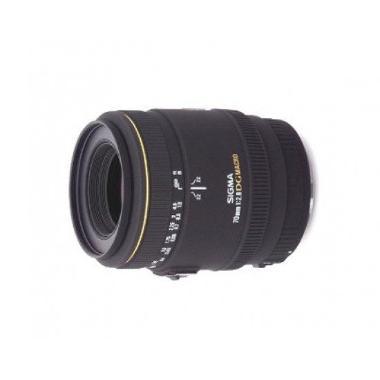 Sigma 70mm 1:2.8 EX DG Macro für Canon