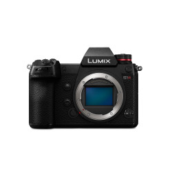 Panasonic Lumix DC-S1R